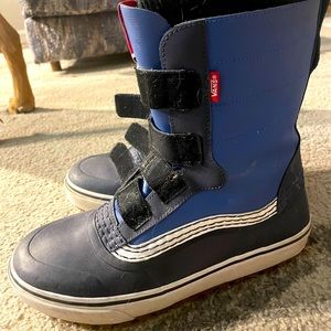 Vans mens snow boots